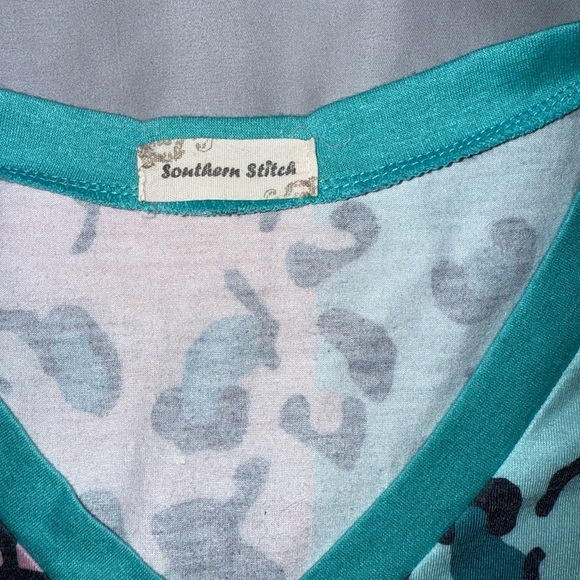 Stylish Leopard Print Women's Tank Top Size Small - Picture 2 of 4